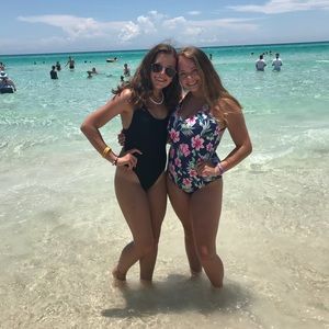 Meet your Posher, Bailee